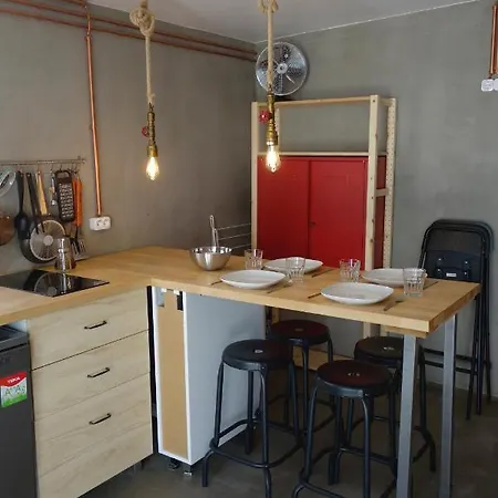 The Garage Loft In Apartment
