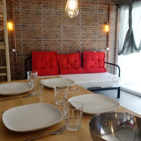 The Garage Loft In Lisboa